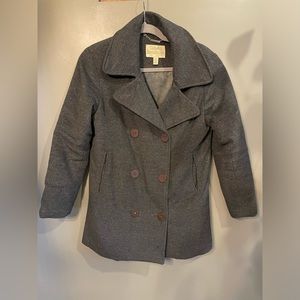 Cablela’s women’s dark charcoal grey insulated peacoat size medium